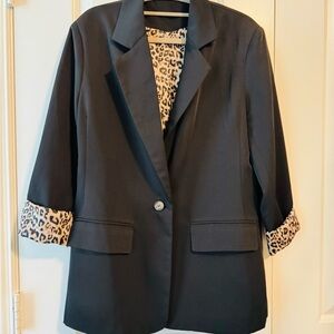 Classic Black Suit Jacket with leopard lining